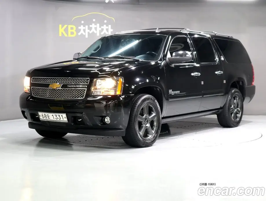 Chevrolet Surburban 2013 5.3 автомат (гидро), фото 1 Chevrolet Surburban 2013 5.3 автомат (гидро), фото 1