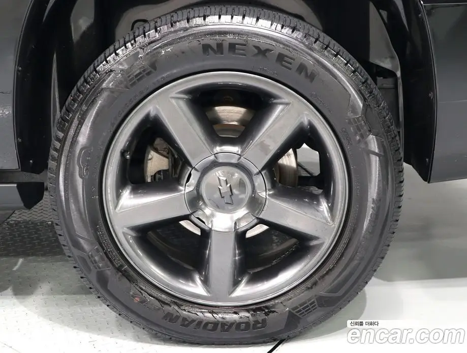 Chevrolet Surburban 2013 5.3 автомат (гидро), фото 5 Chevrolet Surburban 2013 5.3 автомат (гидро), фото 5