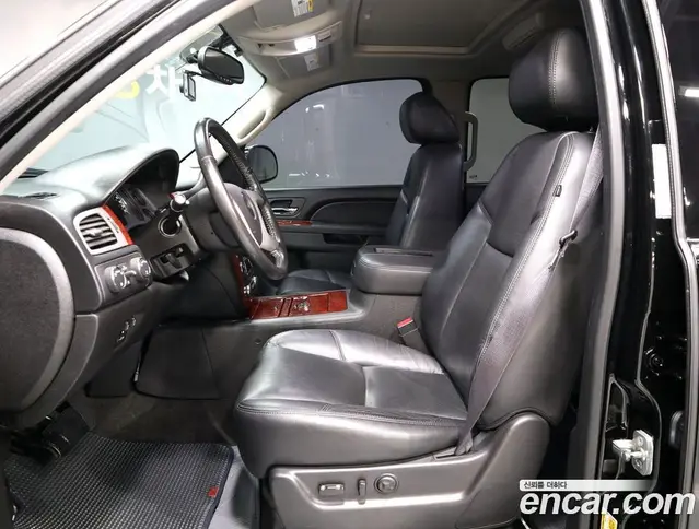 Chevrolet Surburban 2013 5.3 автомат (гидро), миниатюра 7 Chevrolet Surburban 2013 5.3 автомат (гидро), миниатюра 7