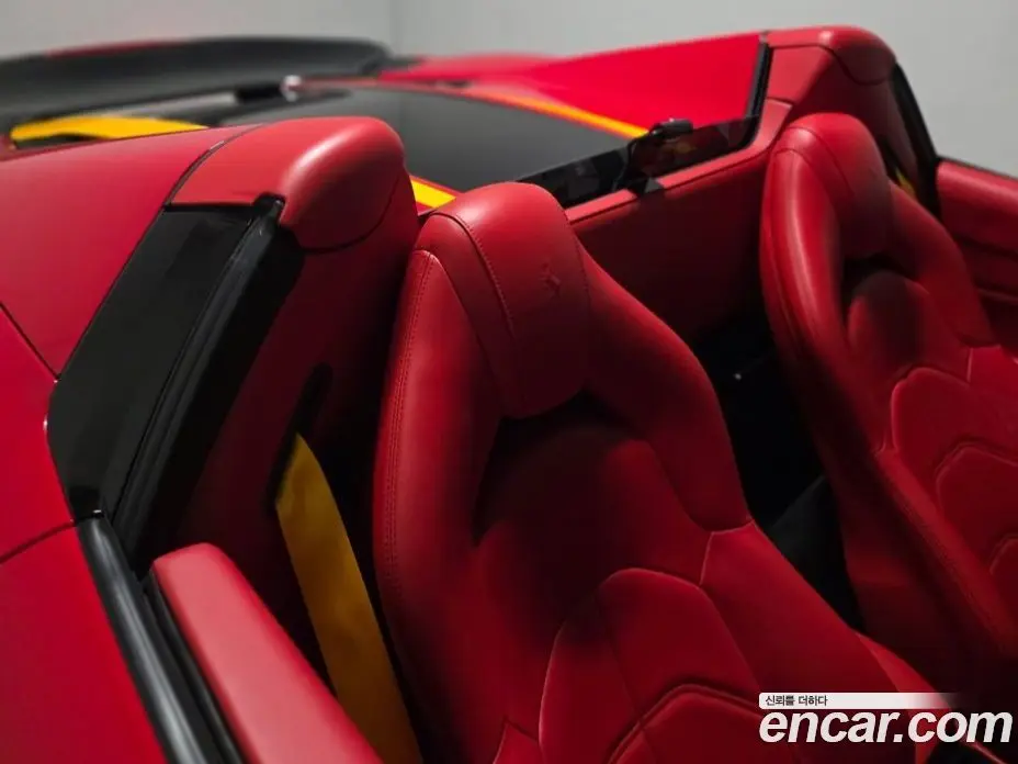 Ferrari 488 2016 3.9 автомат (гидро), фото 13 Ferrari 488 2016 3.9 автомат (гидро), фото 13