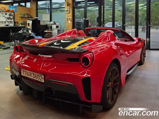 Ferrari 488 2016 3.9 автомат (гидро), миниатюра 7 Ferrari 488 2016 3.9 автомат (гидро), миниатюра 7
