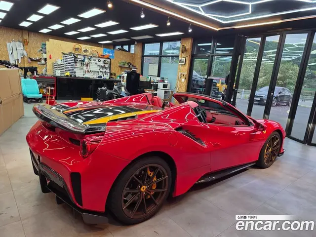 Ferrari 488 2016 3.9 автомат (гидро), миниатюра 8 Ferrari 488 2016 3.9 автомат (гидро), миниатюра 8