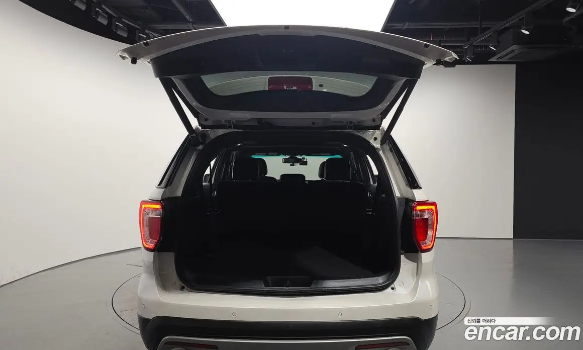 Ford Explorer 2016 2.3 автомат (гидро), фото 20 Ford Explorer 2016 2.3 автомат (гидро), фото 20