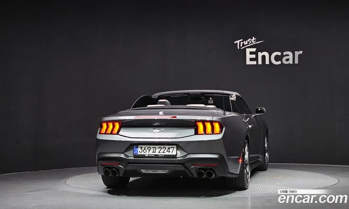 Ford Mustang 2024 2.3 автомат (гидро), фото 4