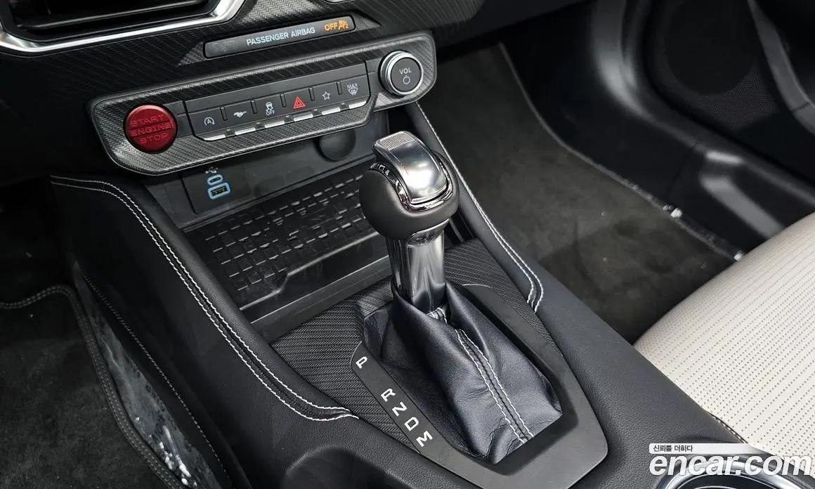 Ford Mustang 2024 2.3 автомат (гидро), фото 9