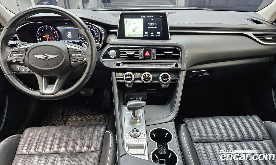 Genesis G70 2019 2.0 автомат (гидро), фото 7 Genesis G70 2019 2.0 автомат (гидро), фото 7