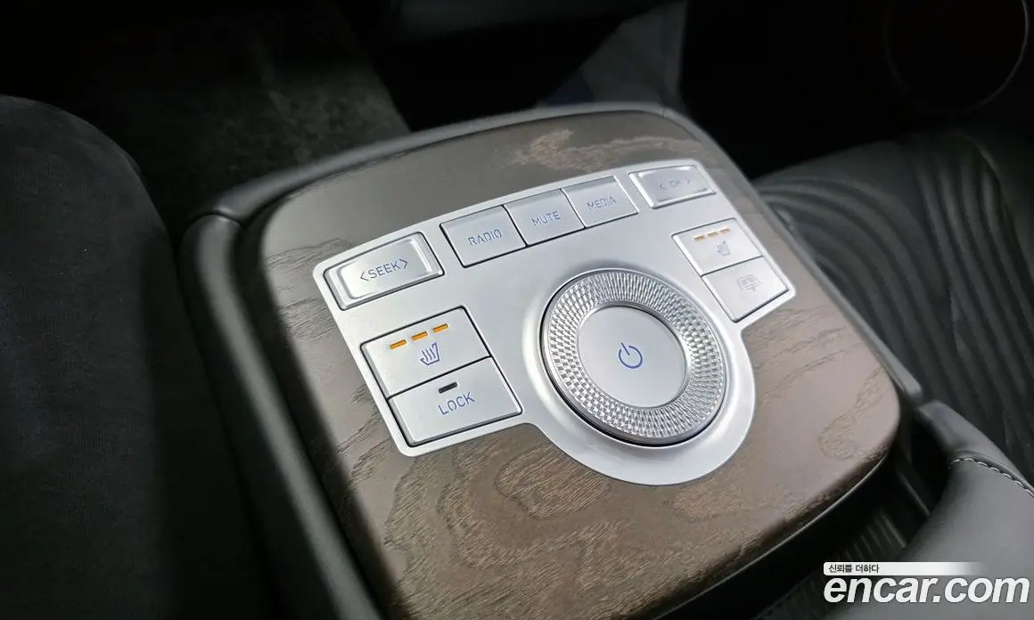 Genesis G80 2020 2.5 автомат (гидро), фото 18 Genesis G80 2020 2.5 автомат (гидро), фото 18