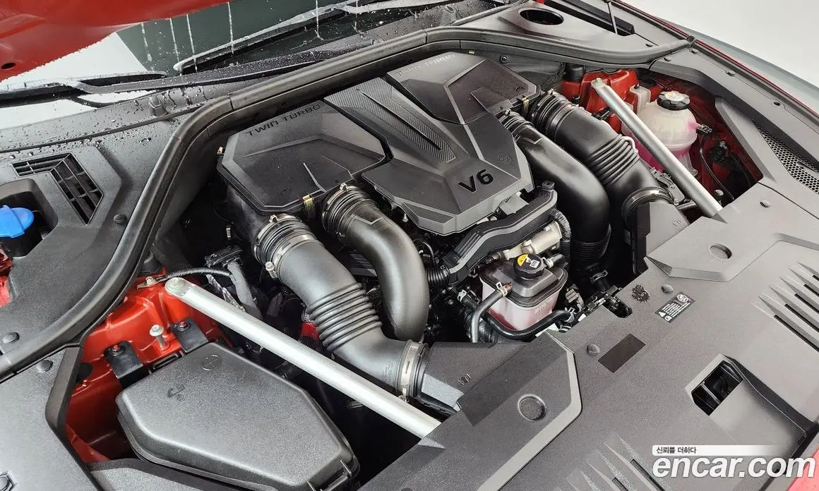 Genesis GV70 2021 3.5 автомат (гидро), фото 6 Genesis GV70 2021 3.5 автомат (гидро), фото 6