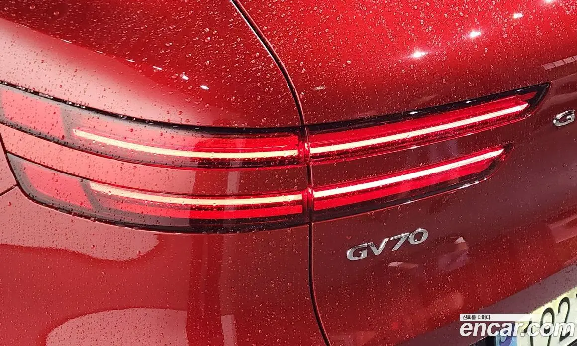 Genesis GV70 2021 3.5 автомат (гидро), фото 9 Genesis GV70 2021 3.5 автомат (гидро), фото 9