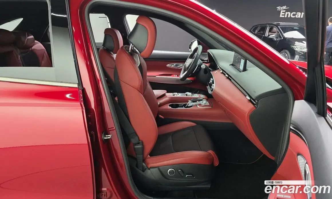 Genesis GV70 2021 2.5 автомат (гидро), фото 12 Genesis GV70 2021 2.5 автомат (гидро), фото 12