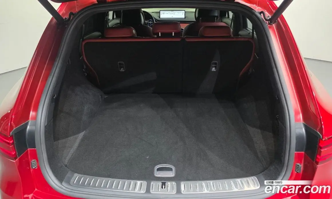 Genesis GV70 2021 2.5 автомат (гидро), фото 20 Genesis GV70 2021 2.5 автомат (гидро), фото 20