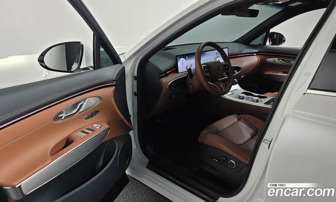 Genesis GV70 2024 2.5 автомат (гидро), фото 13 Genesis GV70 2024 2.5 автомат (гидро), фото 13