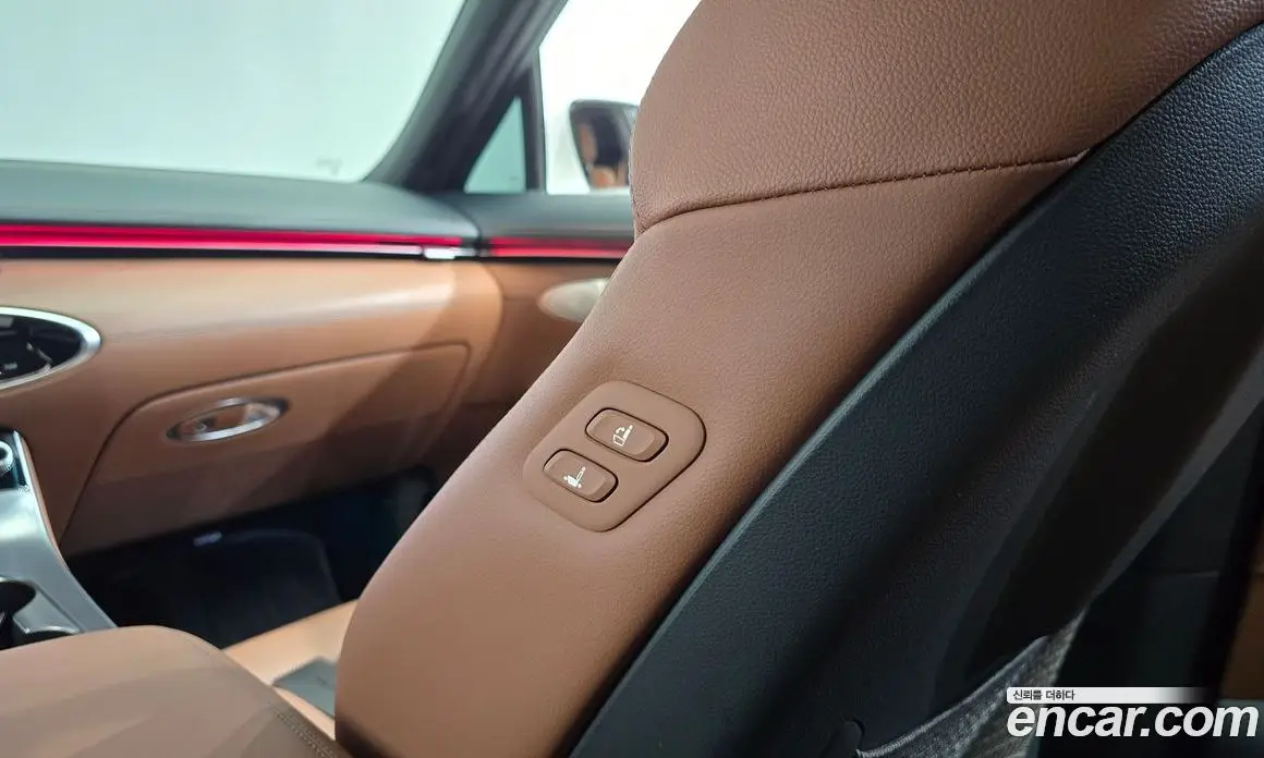 Genesis GV70 2024 2.5 автомат (гидро), фото 29 Genesis GV70 2024 2.5 автомат (гидро), фото 29