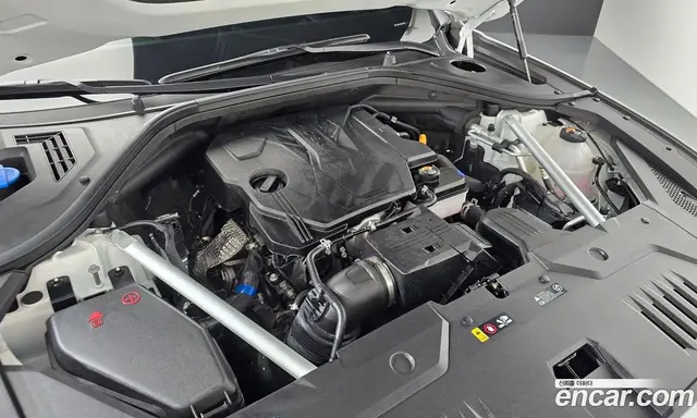 Genesis GV70 2024 2.5 автомат (гидро), миниатюра 6 Genesis GV70 2024 2.5 автомат (гидро), миниатюра 6