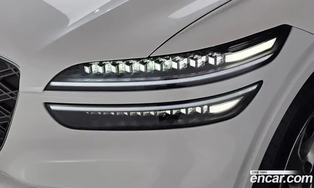 Genesis GV70 2024 2.5 автомат (гидро), миниатюра 8 Genesis GV70 2024 2.5 автомат (гидро), миниатюра 8
