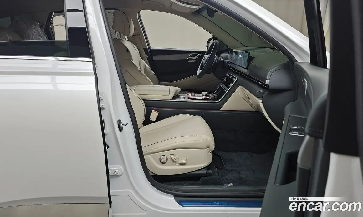 Genesis GV80 2025 2.5 автомат (гидро), фото 16