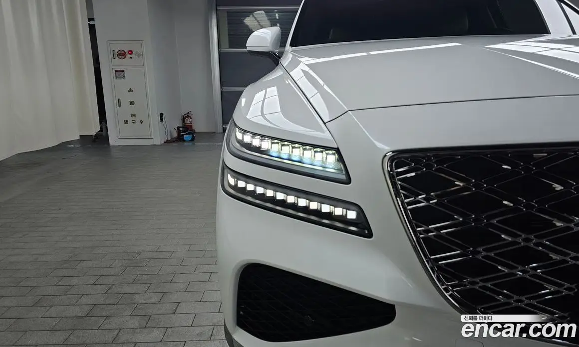Genesis GV80 2025 2.5 автомат (гидро), фото 8