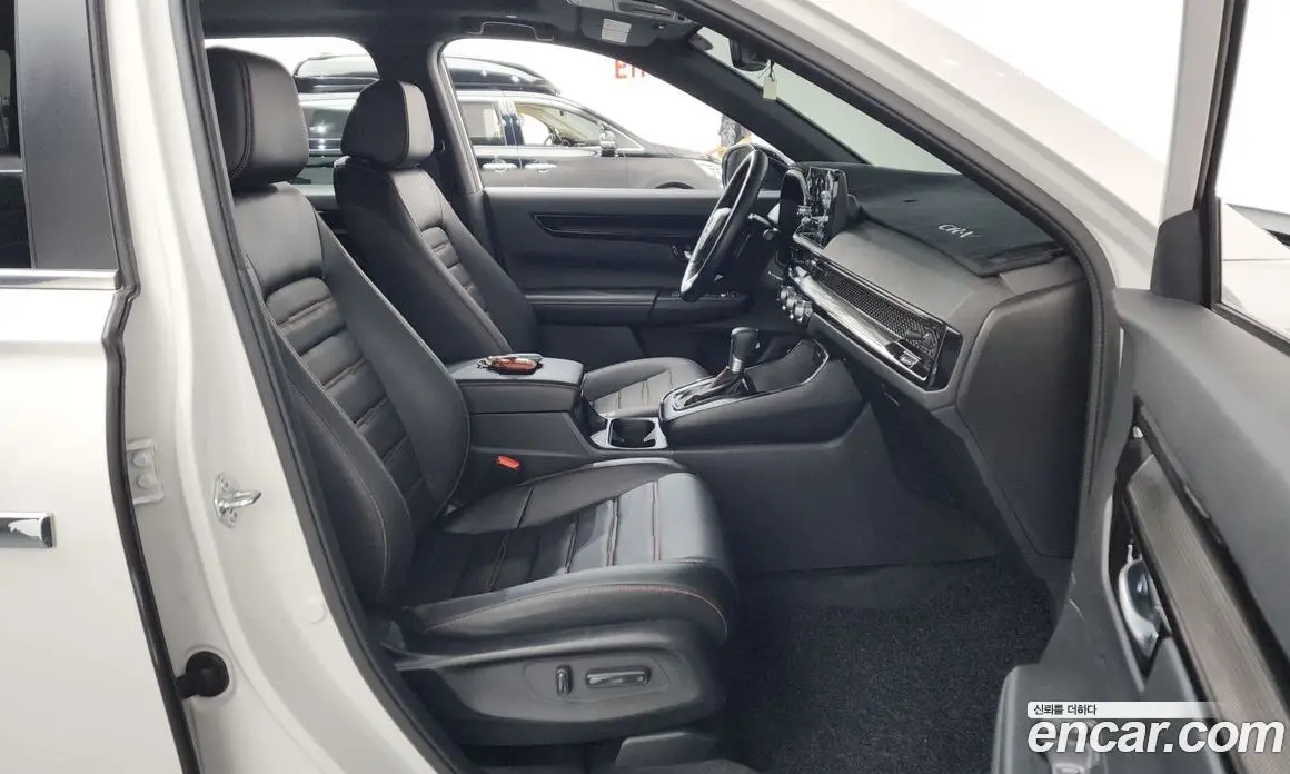 Honda CR-V 2025 2.0 автомат (гидро), фото 16 Honda CR-V 2025 2.0 автомат (гидро), фото 16