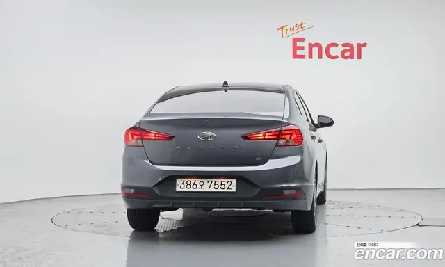 Hyundai Avante 2020 1.6 автомат (гидро), миниатюра 4 Hyundai Avante 2020 1.6 автомат (гидро), миниатюра 4