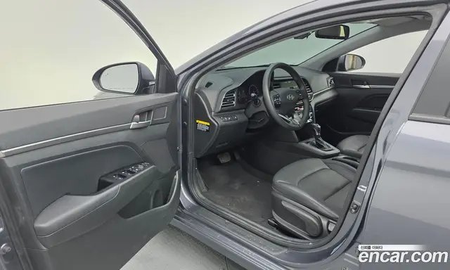 Hyundai Avante 2020 1.6 автомат (гидро), миниатюра 10 Hyundai Avante 2020 1.6 автомат (гидро), миниатюра 10