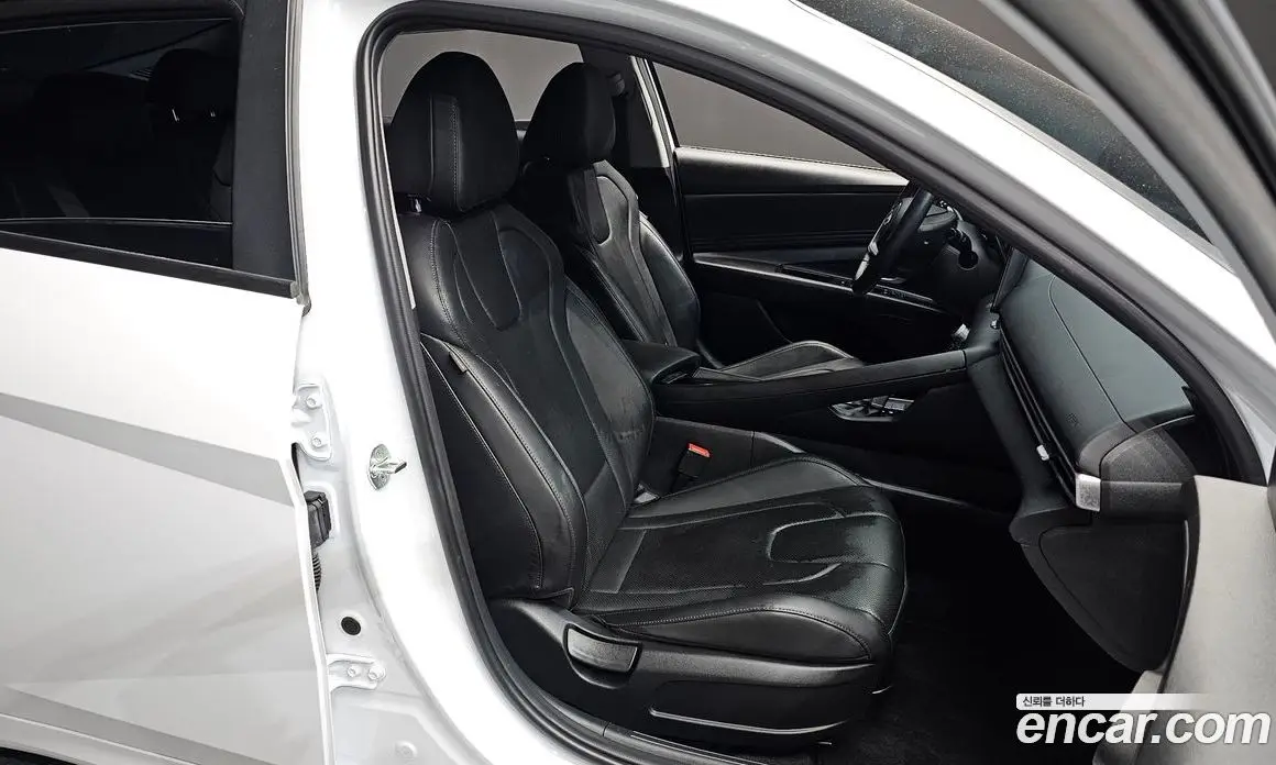 Hyundai Avante 2023 1.6 автомат (гидро), фото 18 Hyundai Avante 2023 1.6 автомат (гидро), фото 18