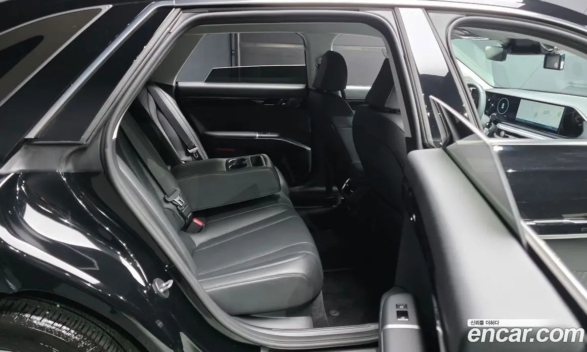 Hyundai Grandeur 2024 2.5 автомат (гидро), фото 18 Hyundai Grandeur 2024 2.5 автомат (гидро), фото 18
