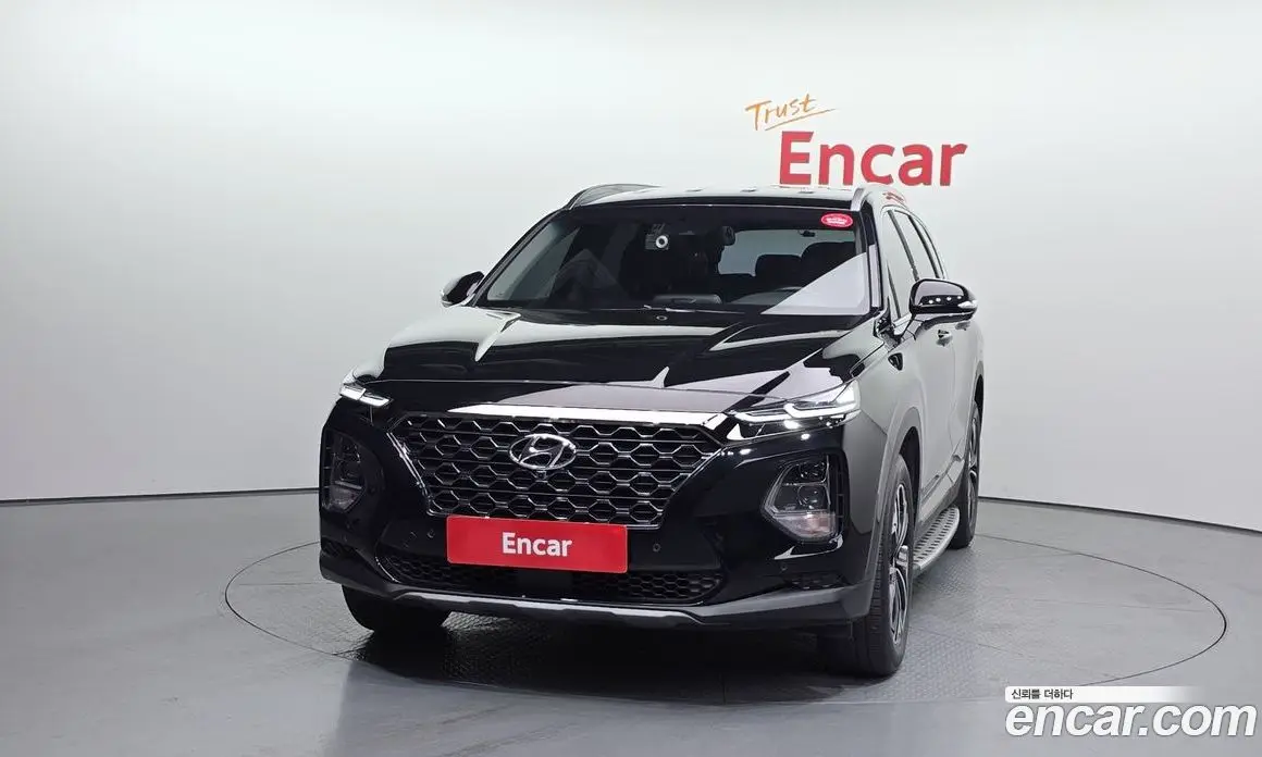 Hyundai Santa Fe 2019 2.0 автомат (гидро), фото 3 Hyundai Santa Fe 2019 2.0 автомат (гидро), фото 3