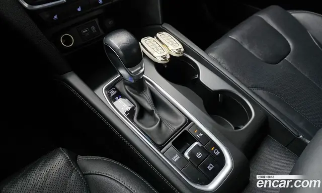 Hyundai Santa Fe 2019 2.0 автомат (гидро), миниатюра 9 Hyundai Santa Fe 2019 2.0 автомат (гидро), миниатюра 9
