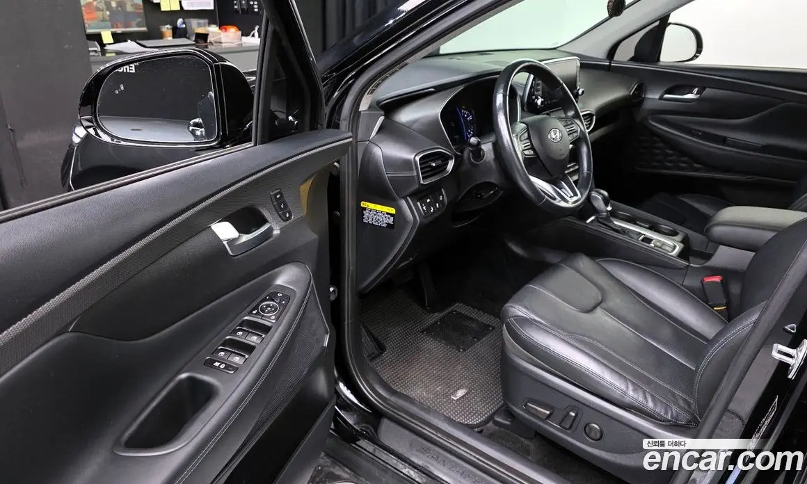 Hyundai Santa Fe 2019 2.0 автомат (гидро), фото 10 Hyundai Santa Fe 2019 2.0 автомат (гидро), фото 10