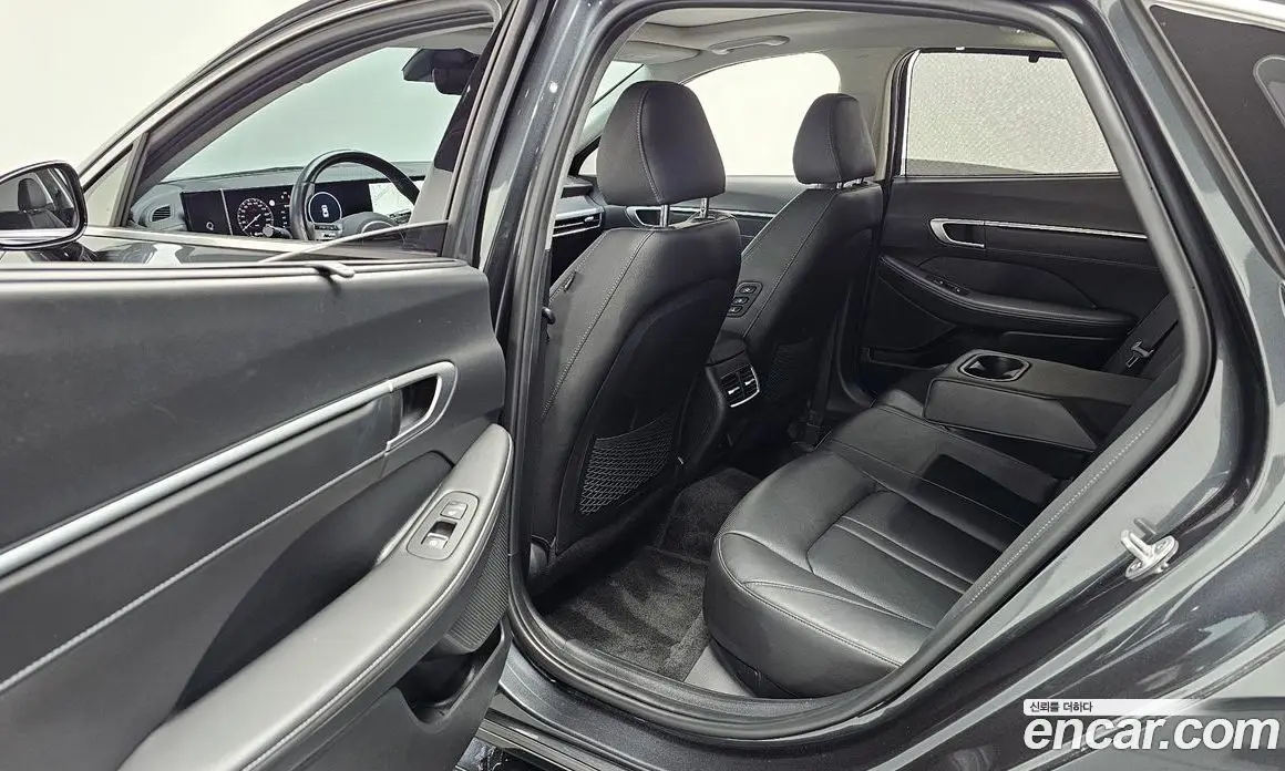 Hyundai Sonata 2023 2.0 автомат (гидро), фото 16 Hyundai Sonata 2023 2.0 автомат (гидро), фото 16
