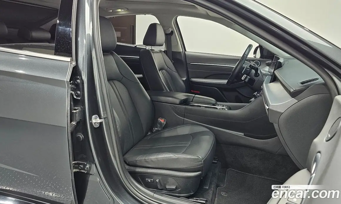 Hyundai Sonata 2023 2.0 автомат (гидро), фото 17 Hyundai Sonata 2023 2.0 автомат (гидро), фото 17