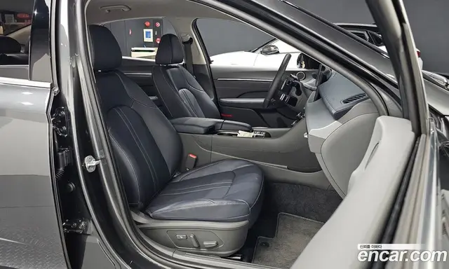 Hyundai Sonata 2024 2.0 автомат (гидро), миниатюра 11 Hyundai Sonata 2024 2.0 автомат (гидро), миниатюра 11