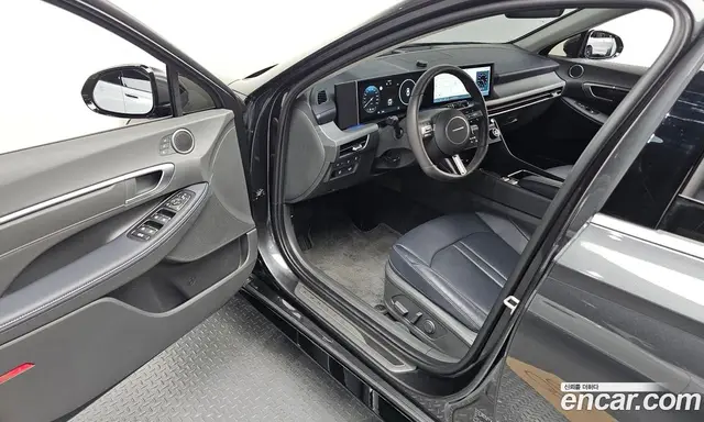 Hyundai Sonata 2024 2.0 автомат (гидро), миниатюра 10 Hyundai Sonata 2024 2.0 автомат (гидро), миниатюра 10