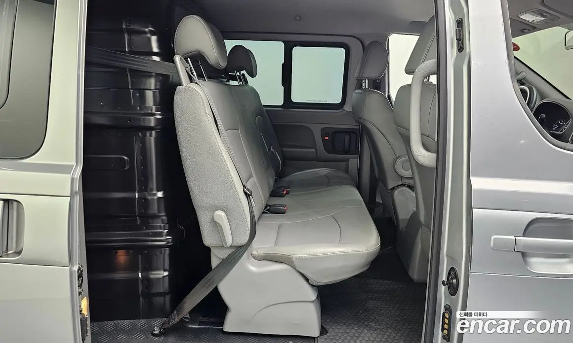 Hyundai Starex 2019 2.5 автомат (гидро), фото 11 Hyundai Starex 2019 2.5 автомат (гидро), фото 11