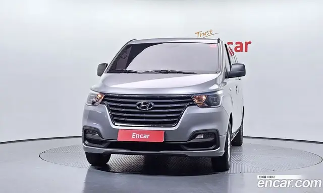 Hyundai Starex 2019 2.5 автомат (гидро), миниатюра 3 Hyundai Starex 2019 2.5 автомат (гидро), миниатюра 3