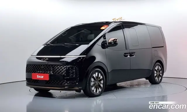Hyundai Staria, 2023, 24 832 км