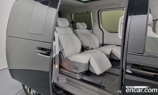 Hyundai Staria 2023 2.2 автомат (гидро), миниатюра 12