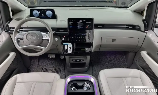 Hyundai Staria 2023 2.2 автомат (гидро), миниатюра 7