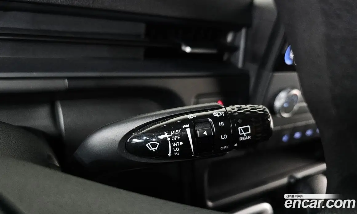 Hyundai Staria 2023 2.2 автомат (гидро), фото 27