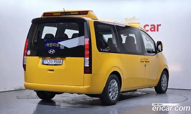 Hyundai Staria 2025 3.5 автомат (гидро), миниатюра 2 Hyundai Staria 2025 3.5 автомат (гидро), миниатюра 2