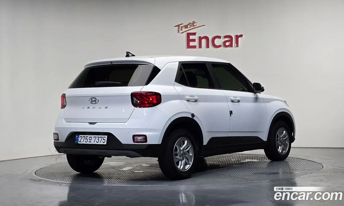 Hyundai Venue 2025 1.6 автомат (гидро), фото 1 Hyundai Venue 2025 1.6 автомат (гидро), фото 1