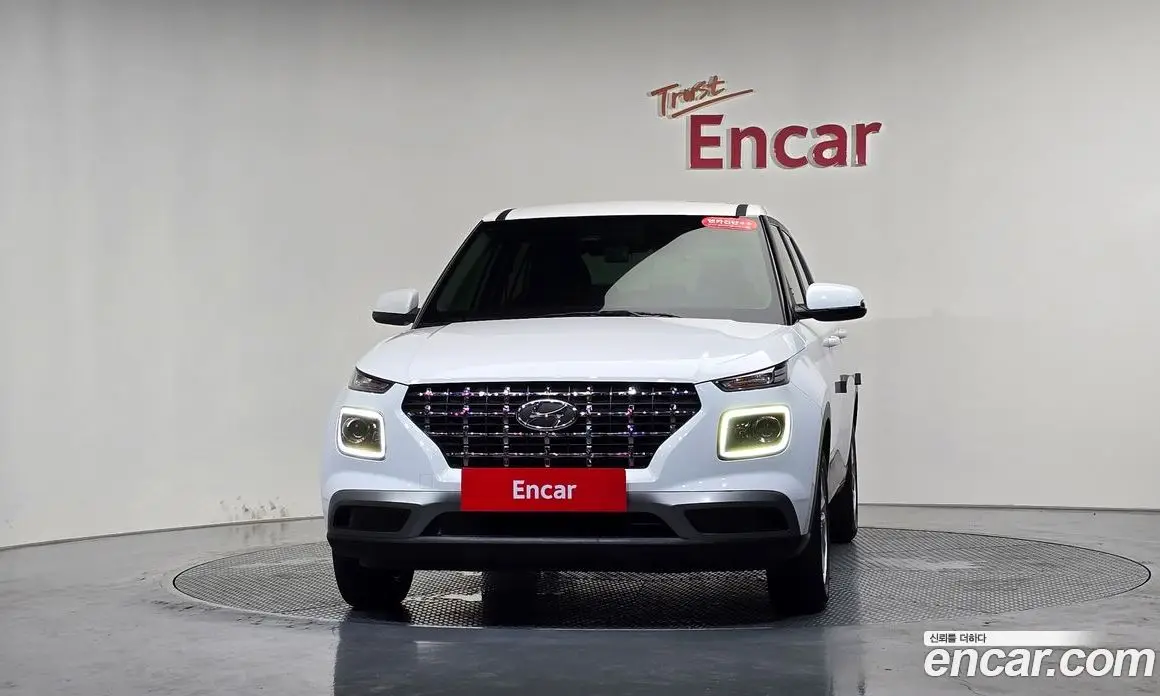 Hyundai Venue 2025 1.6 автомат (гидро), фото 2 Hyundai Venue 2025 1.6 автомат (гидро), фото 2