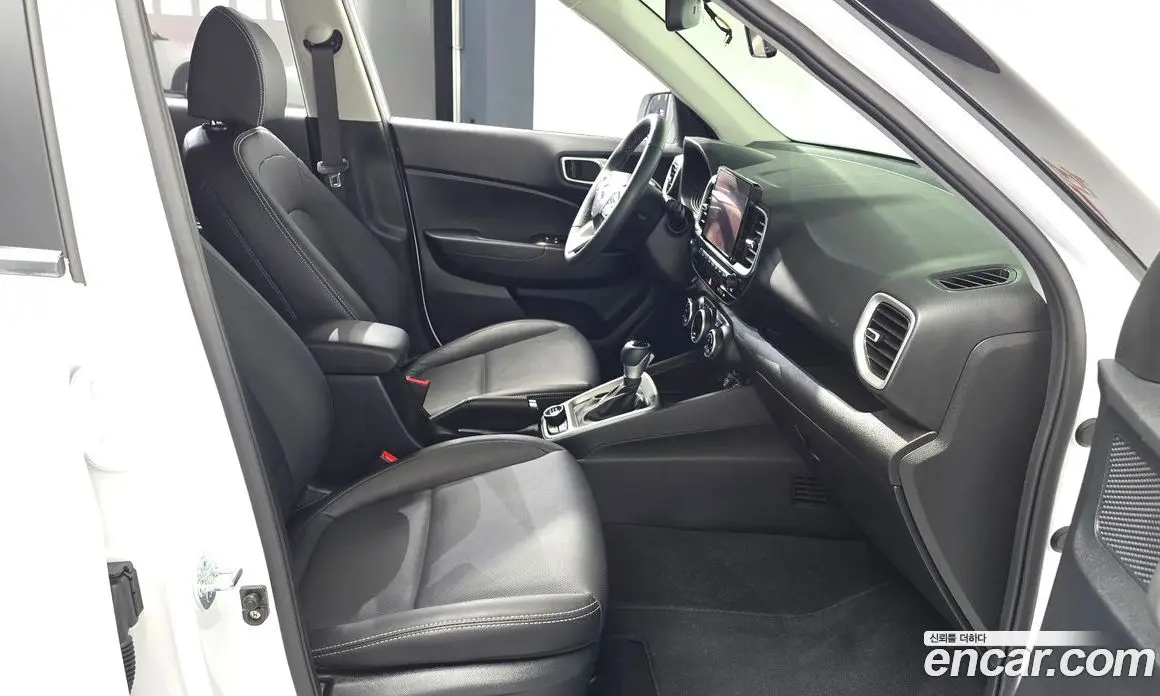 Hyundai Venue 2025 1.6 автомат (гидро), фото 15 Hyundai Venue 2025 1.6 автомат (гидро), фото 15