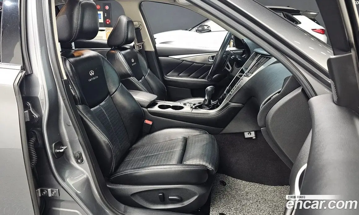 Infiniti Q50 2015 3.5 автомат (гидро), фото 16
