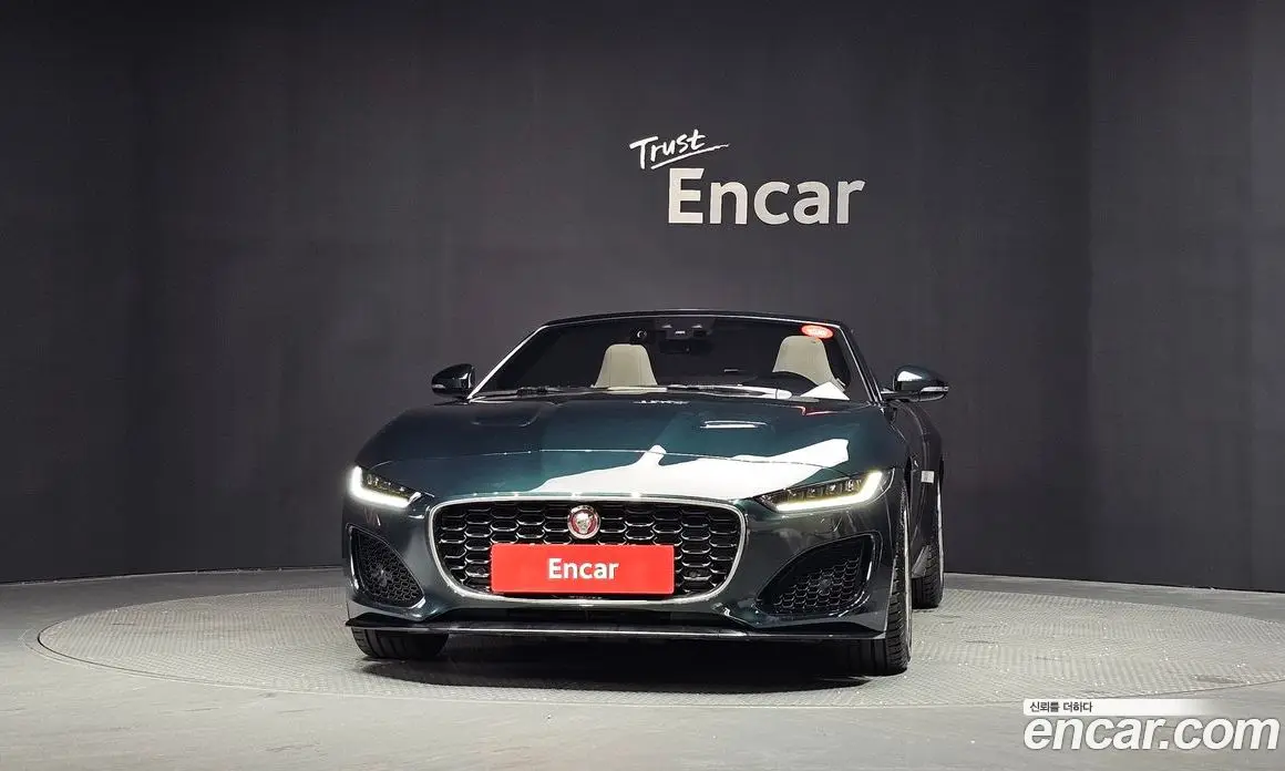 Jaguar F-Type 2022 2.0 автомат (гидро), фото 3 Jaguar F-Type 2022 2.0 автомат (гидро), фото 3