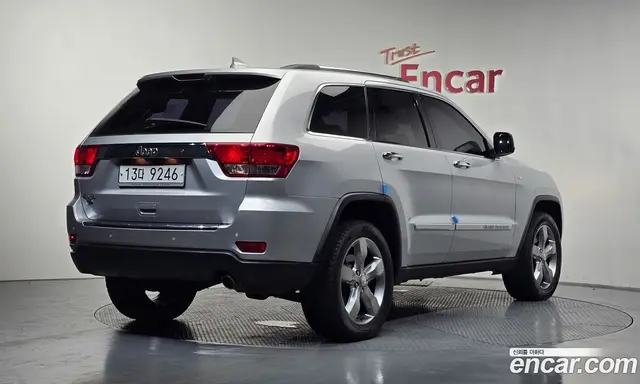 Jeep Cherokee 2010 3.6 автомат (гидро), миниатюра 2