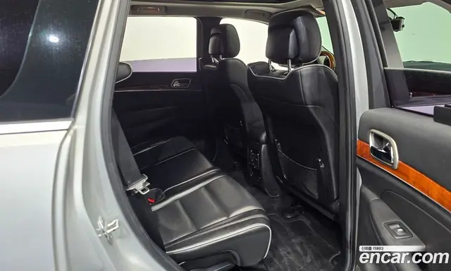 Jeep Cherokee 2010 3.6 автомат (гидро), миниатюра 12