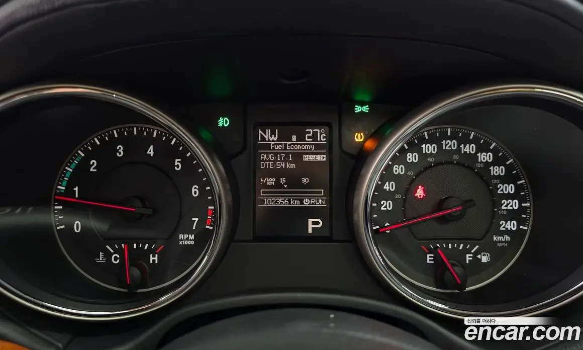 Jeep Cherokee 2010 3.6 автомат (гидро), фото 8
