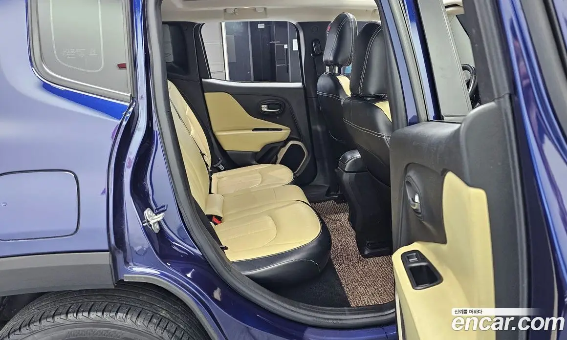 Jeep Renegade 2016 2.4 автомат (гидро), фото 12