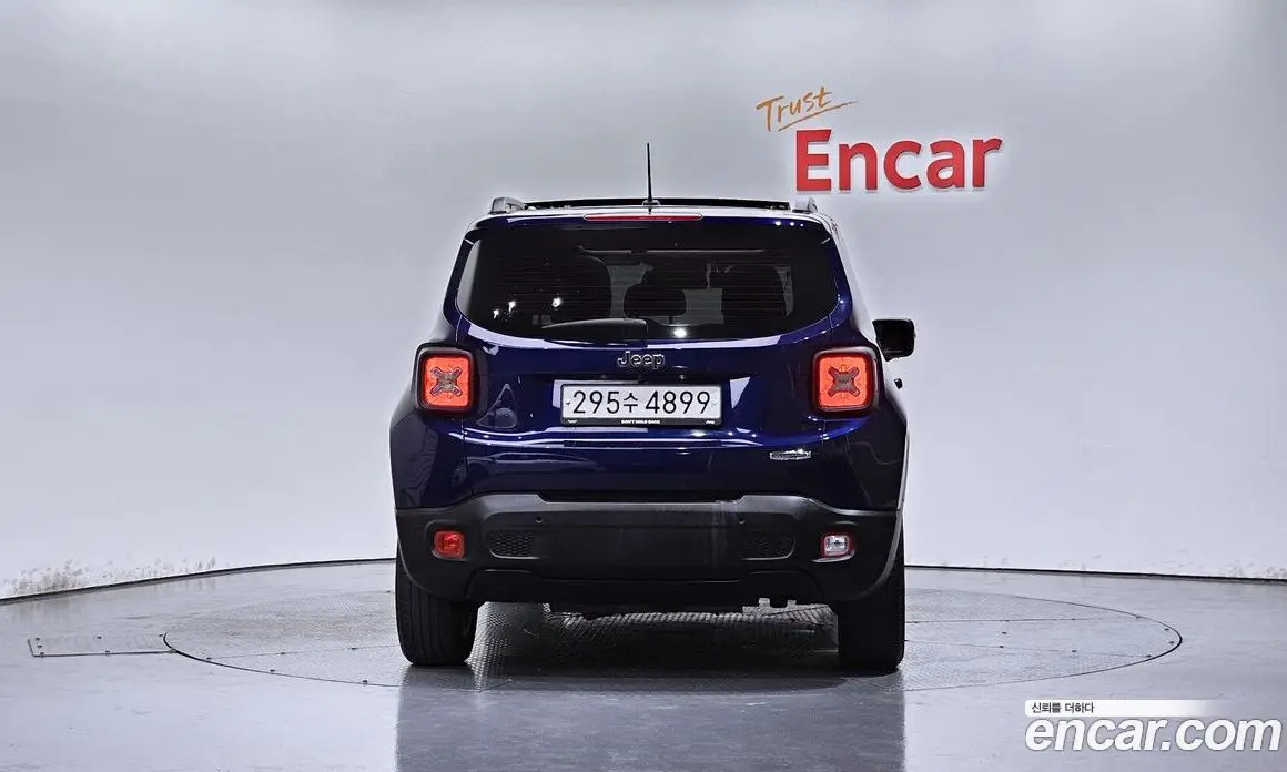 Jeep Renegade 2016 2.4 автомат (гидро), фото 4